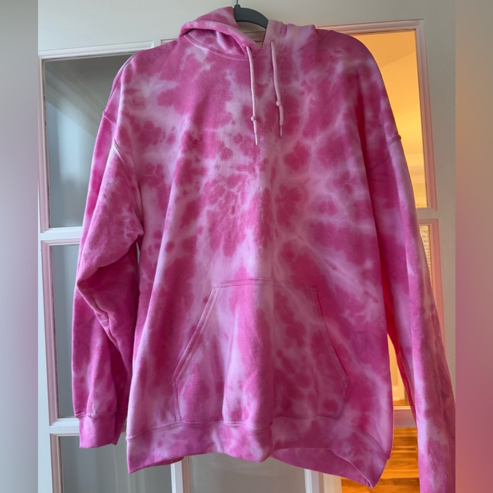 Gildan Pink Tie-Dye Sweatshirt